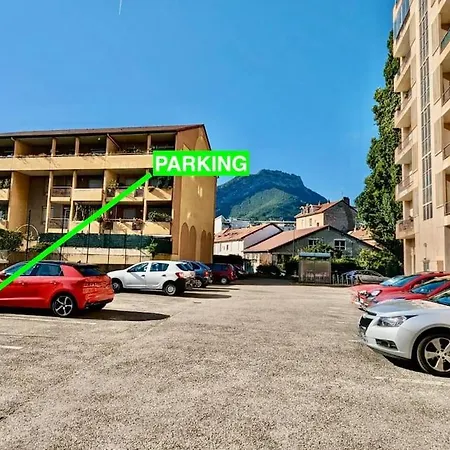 Excellent T2 - Moderne & Equipe Avec Parking Apartment Grenoble