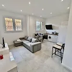 Excellent T2 - Moderne & Equipe Avec Parking
